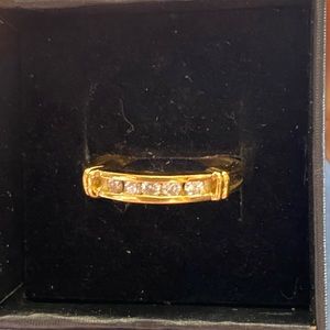 Ring solid gold tea diamonds